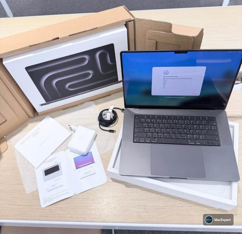 MacBook Pro 16-inch, 2024 (M4 Pro / M4 Max)