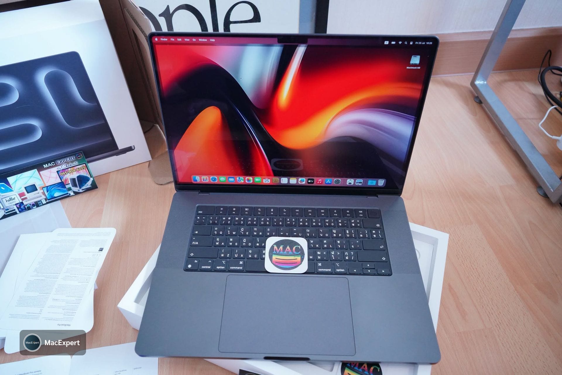 MacBook Pro 16-inch, 2024 (M4 Pro / M4 Max)