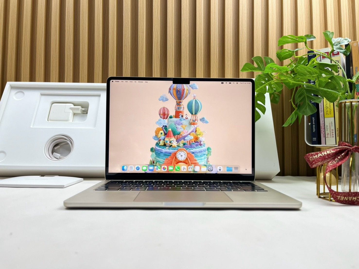 MacBook Air 13-inch, M2, 2022
