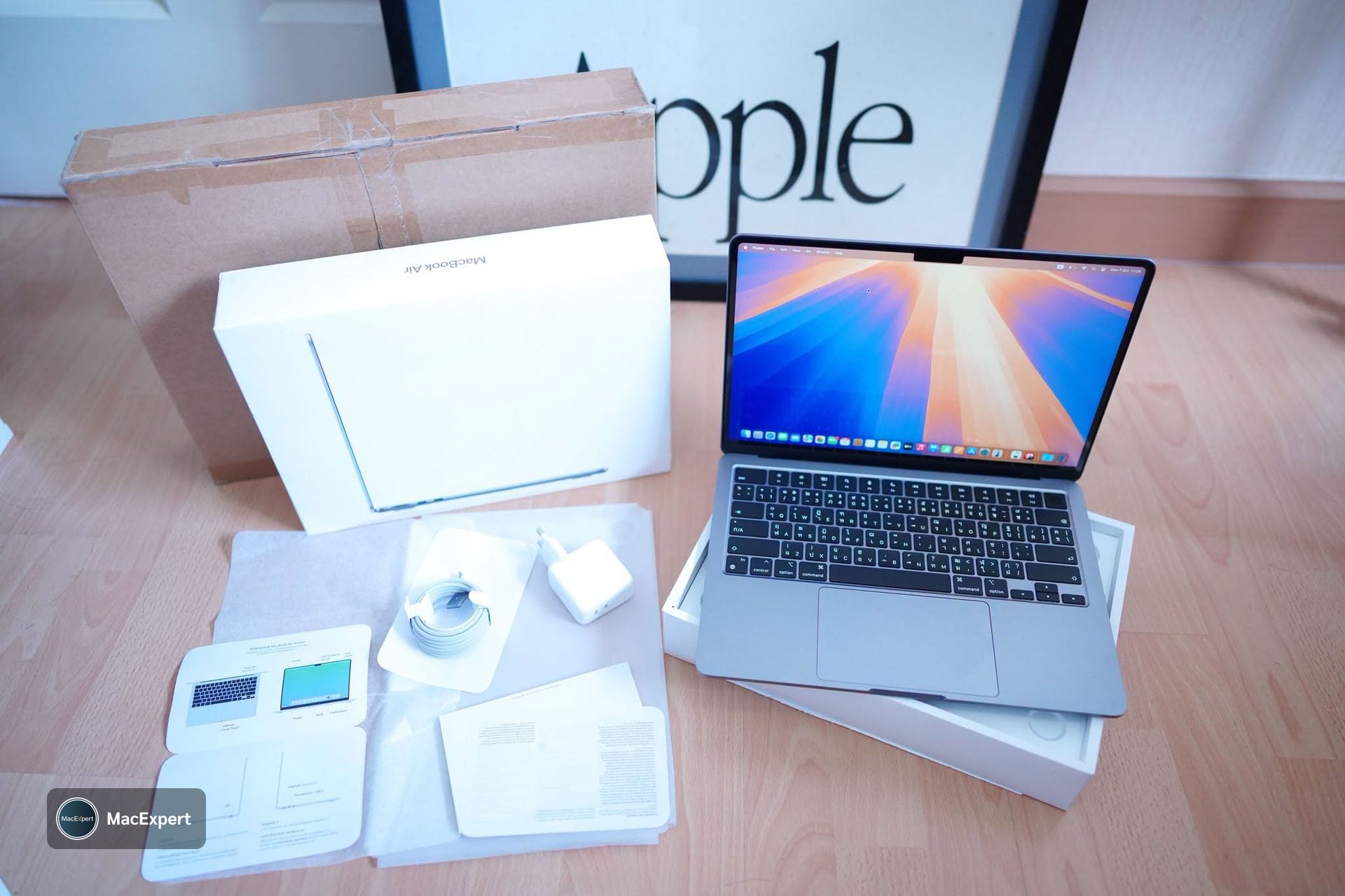 MacBook Air 13-inch, M3, 2024