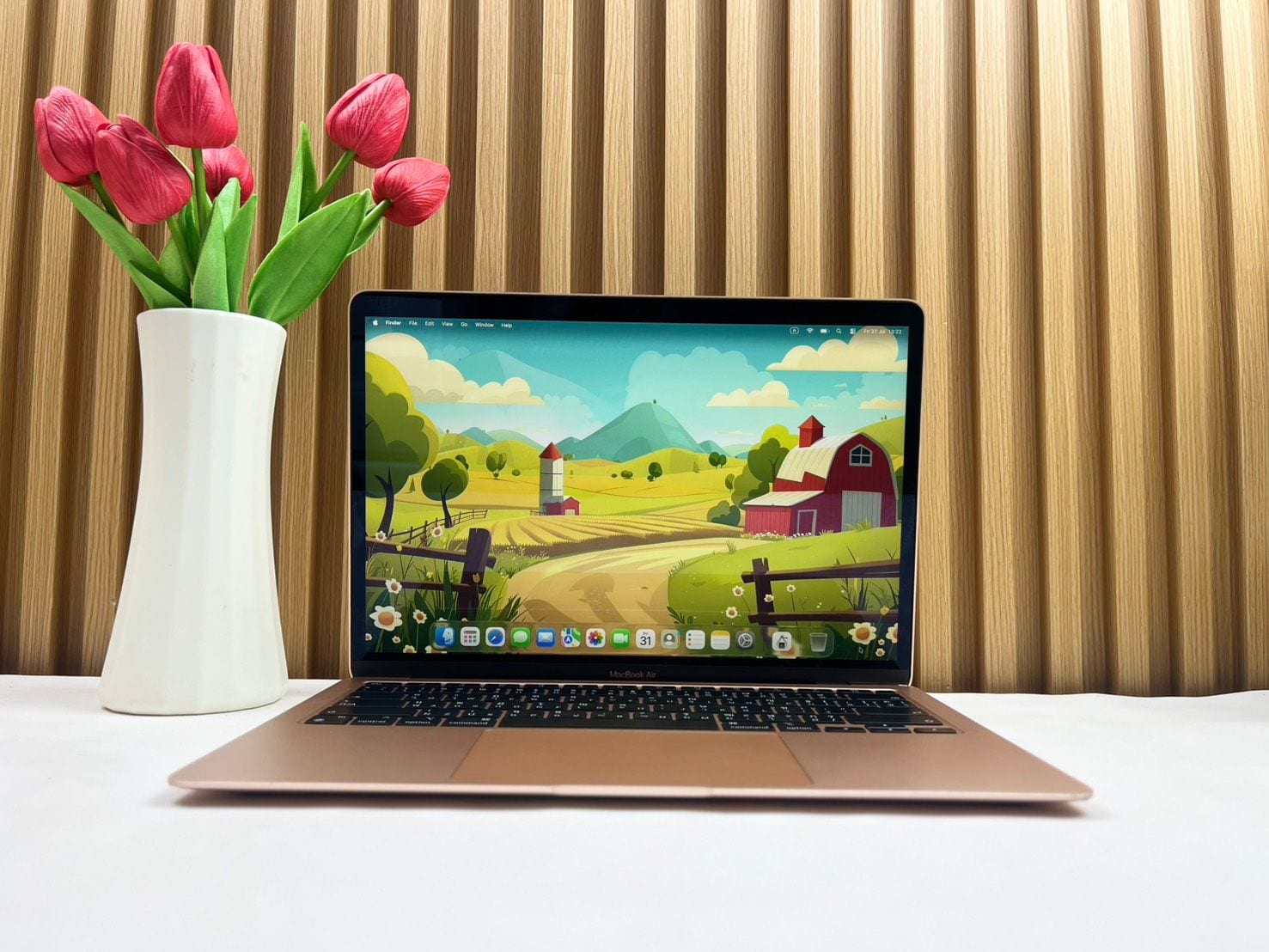 MacBook Air 13-inch, M1, 2020 M1 (8-Core CPU, 7-Core GPU) · RAM