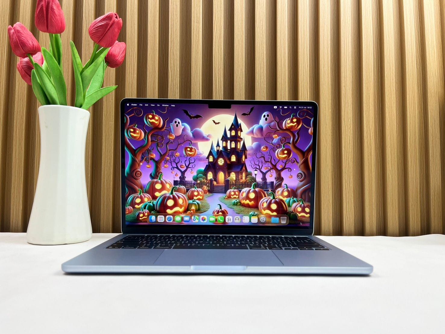 MacBook Air 13-inch, M4, 2025
