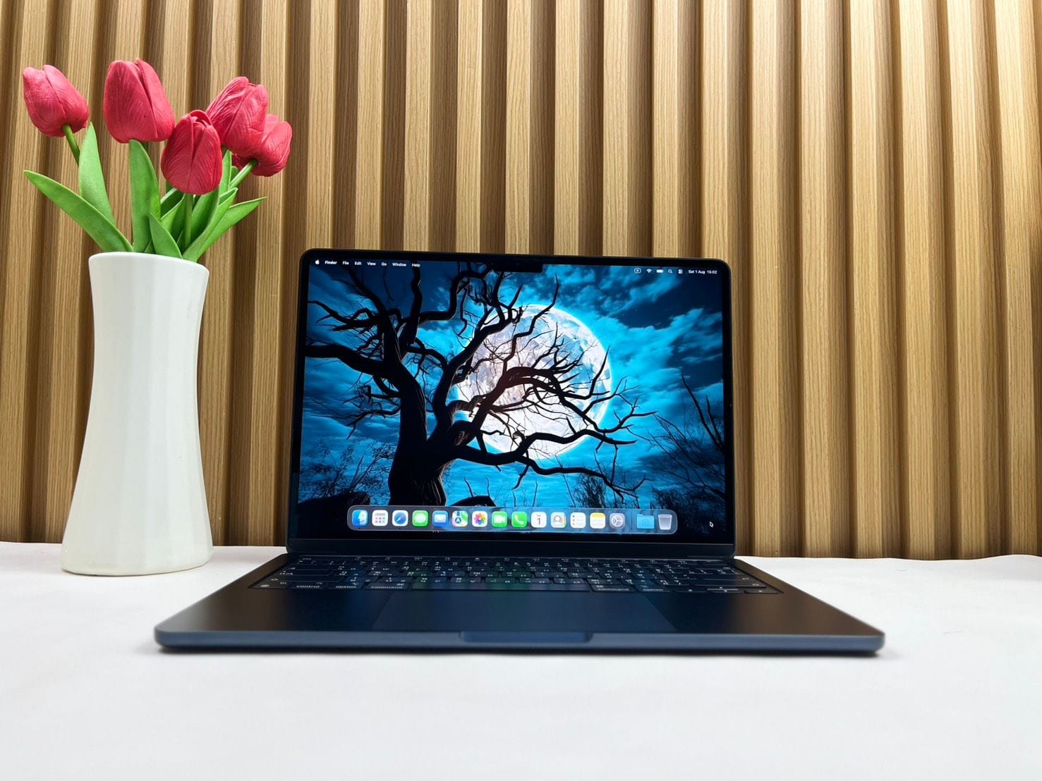 MacBook Air 13-inch, M2, 2022 MacBook Air 13-inch M2 2022 Ram16GB SSD1TB Midnight