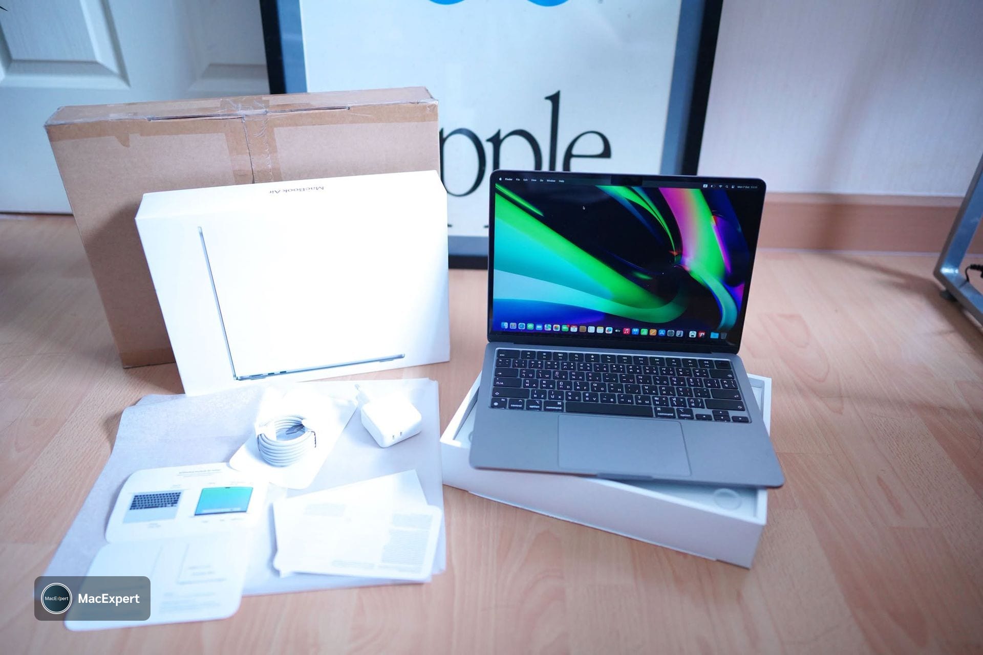 MacBook Air 13-inch, M2, 2022