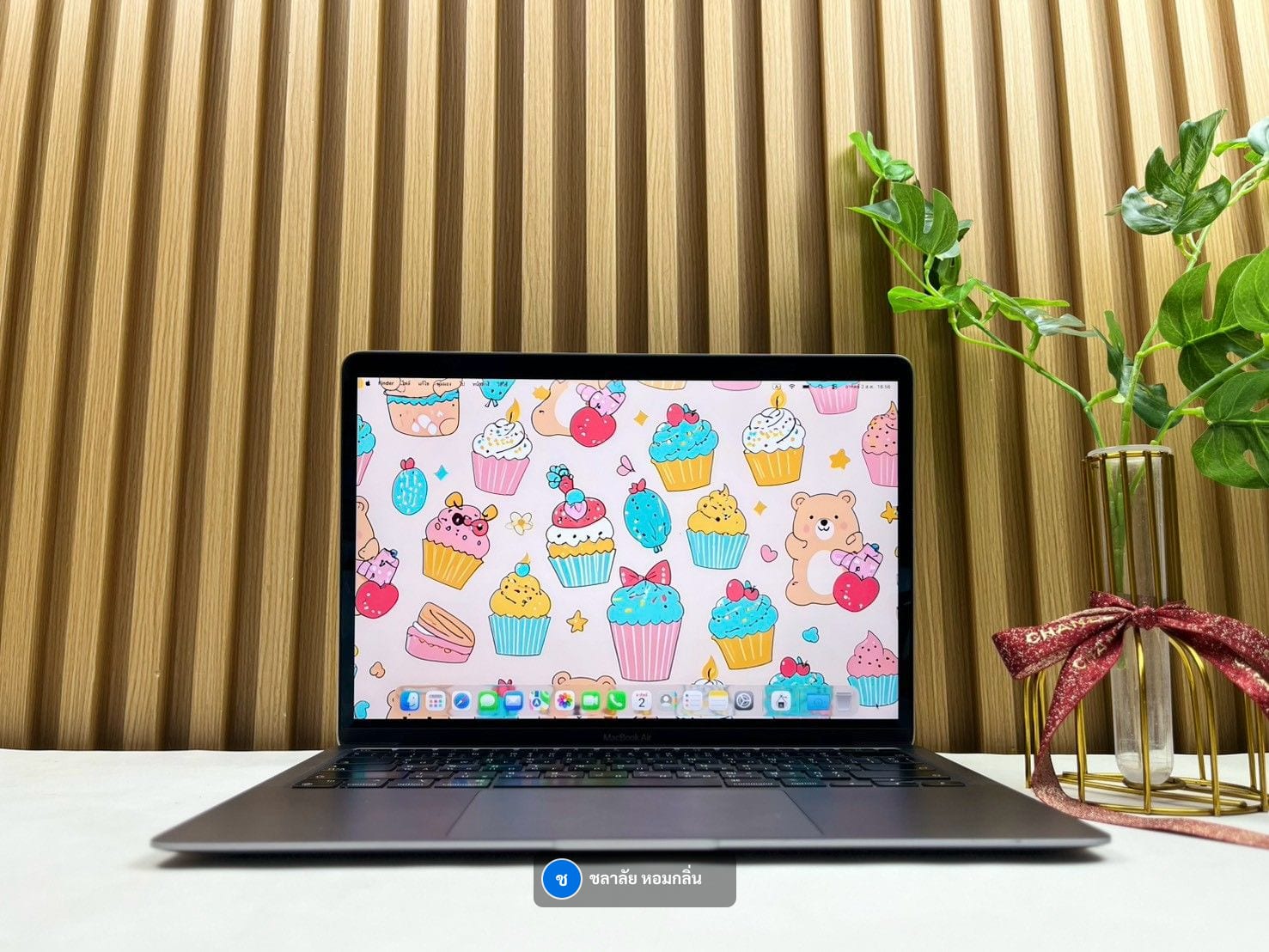 MacBook Air 13-inch, M1, 2020 MacBook Air 13-inch M1 2020 Ram8GB SSD256GB Space Gray