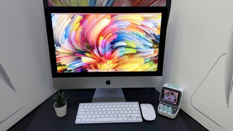 iMac 21.5-Inch (Retina 4K, Late 2015)