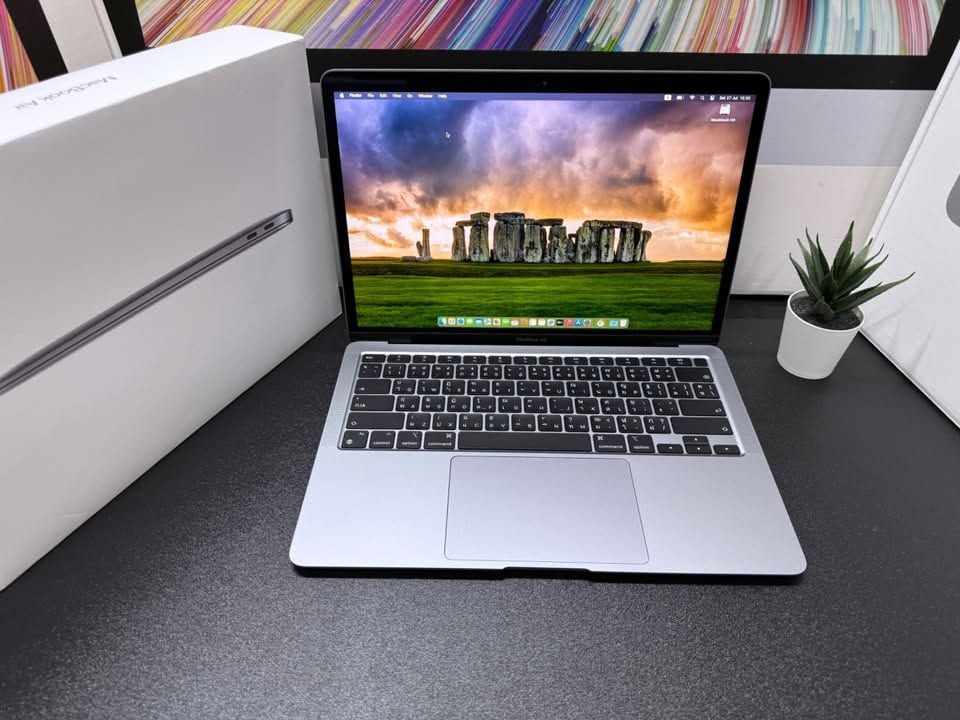 MacBook Air 13-inch, M1, 2020