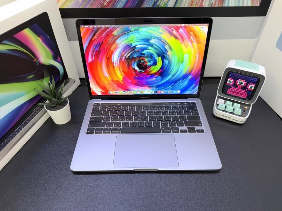 MacBook Pro 13-inch, M2, 2022