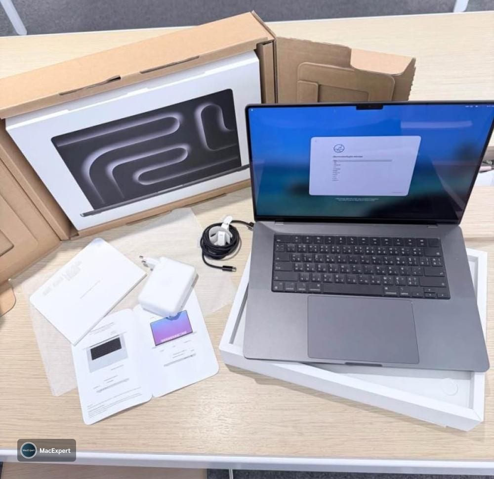 MacBook Pro 16-inch, 2024 (M4 Pro / M4 Max)