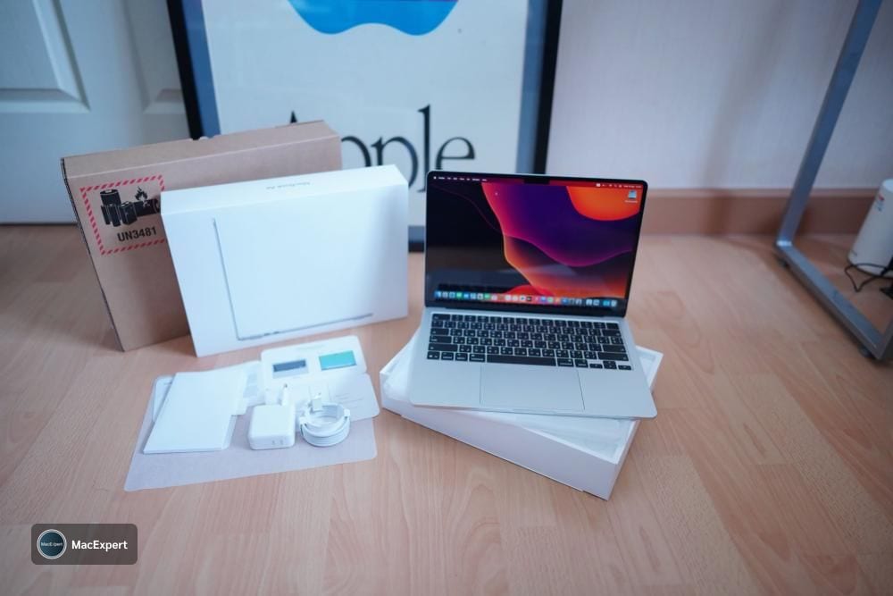 MacBook Air 13-inch, M5, 2026