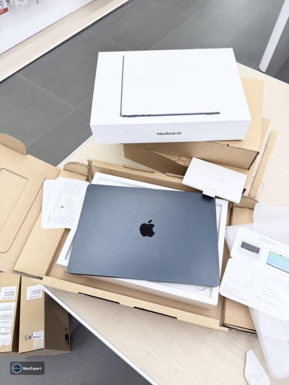 MacBook Air 15-inch, M4, 2025