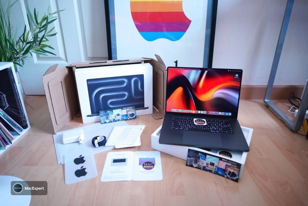 MacBook Pro 16-inch, 2024 (M4 Pro / M4 Max)