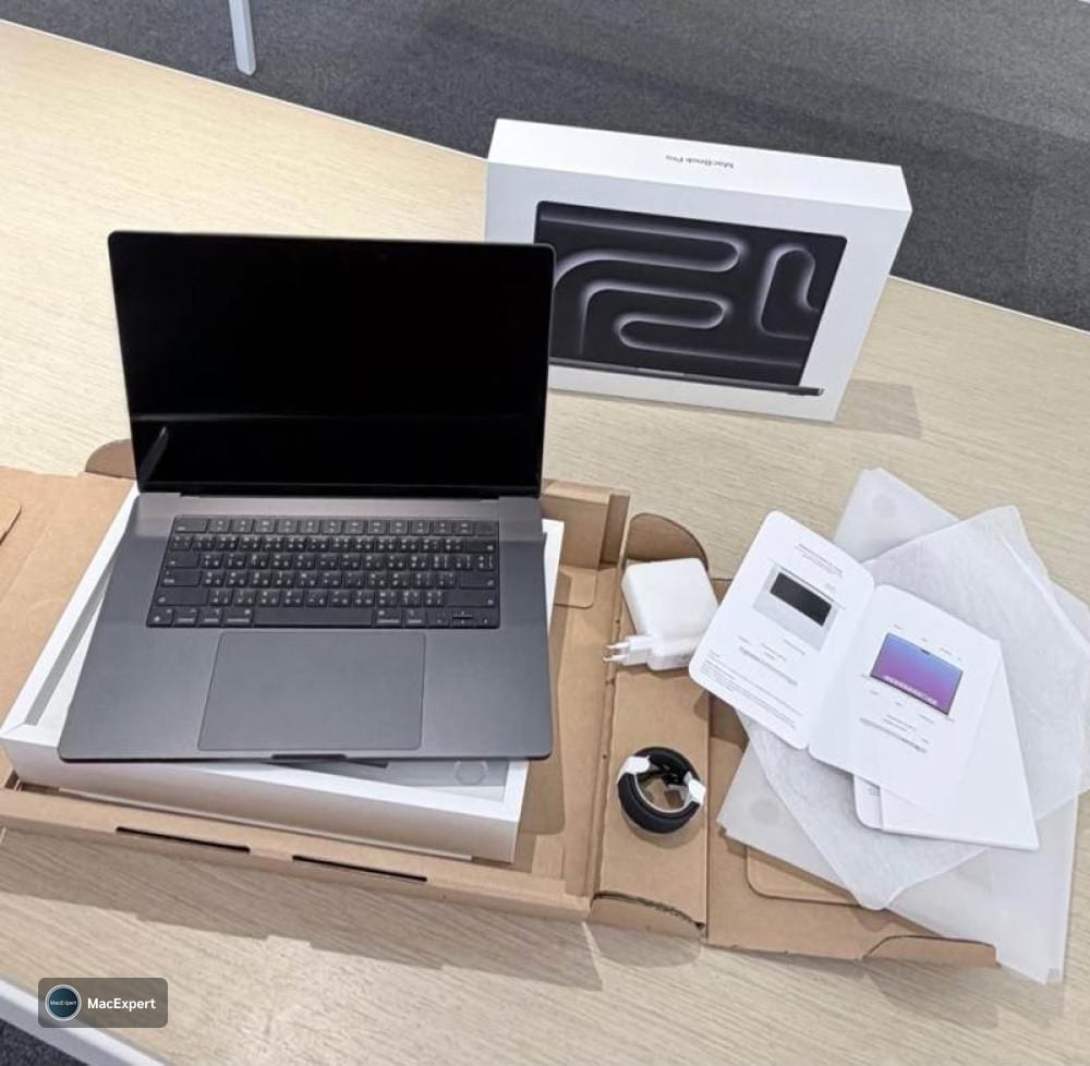 MacBook Pro 16-inch, 2024 (M4 Pro / M4 Max)