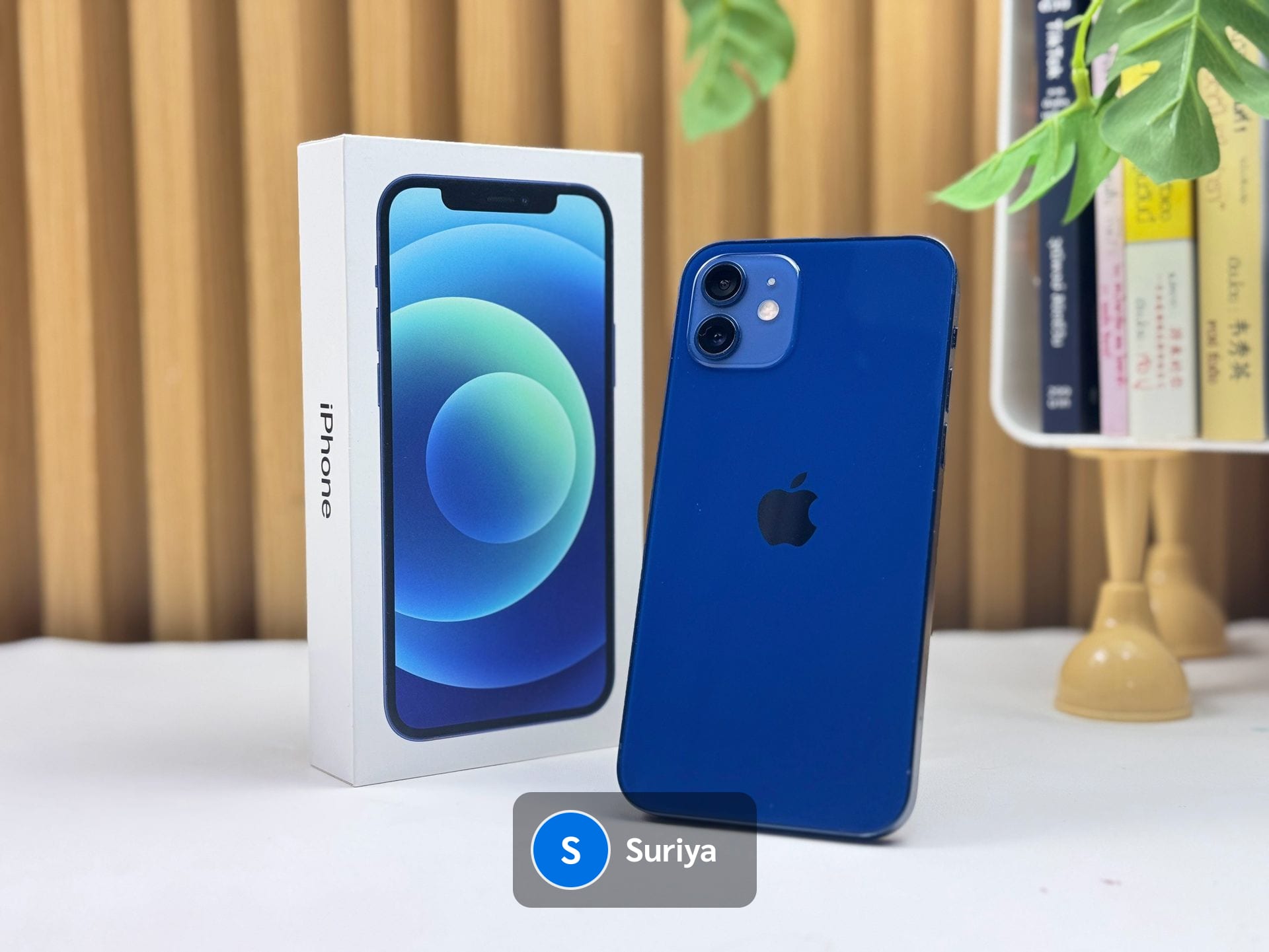 iPhone 12 (2020) • PH001