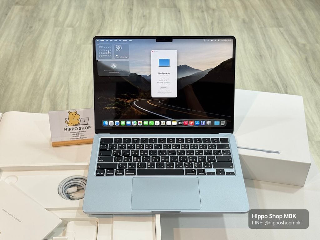 MacBook Air 13-inch, M4, 2025