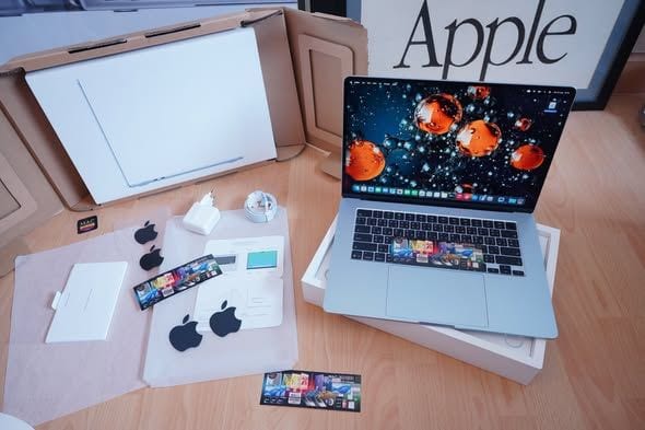 MacBook Air 15-inch, M4, 2025