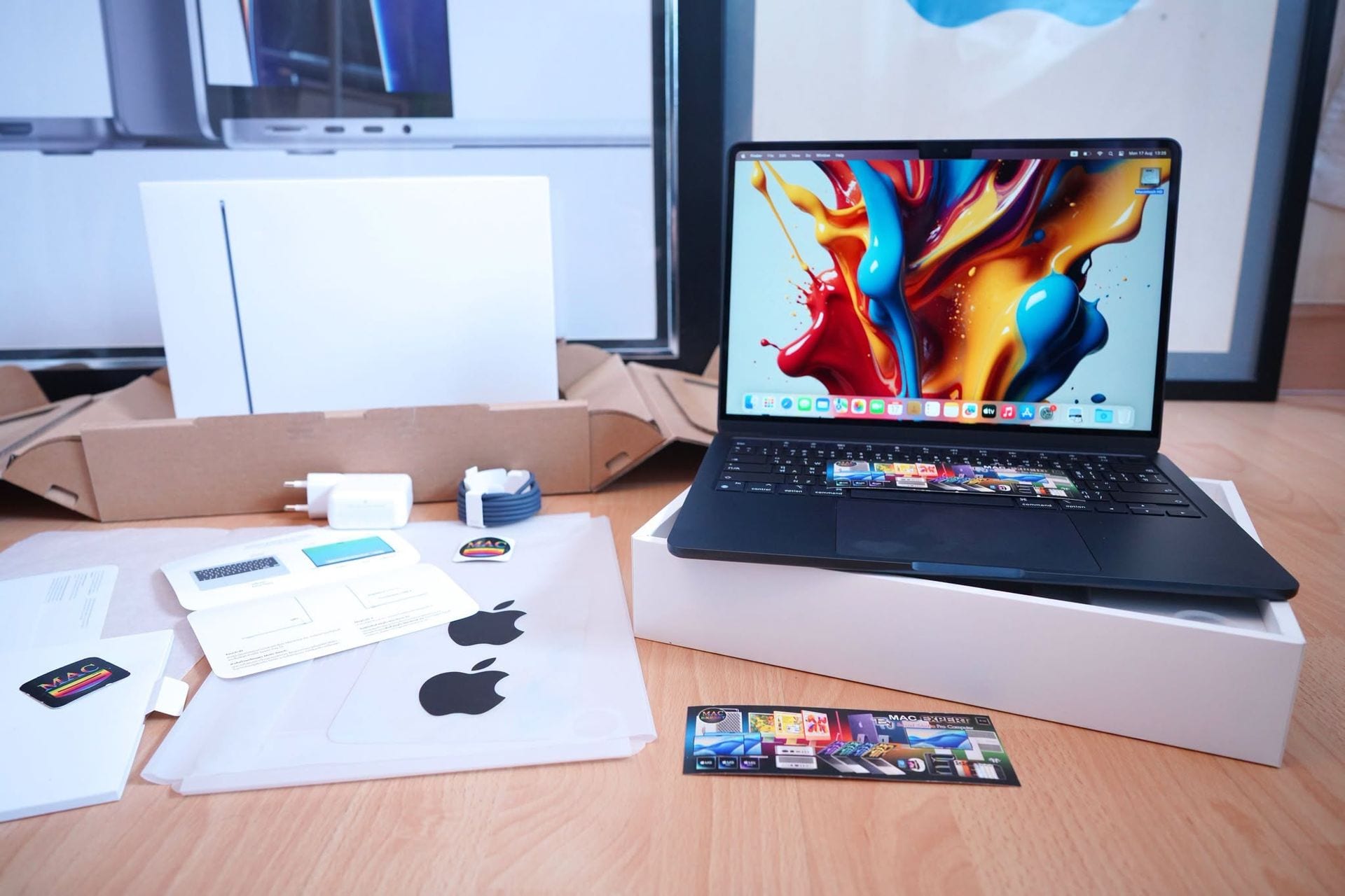 MacBook Air 13-inch, M4, 2025