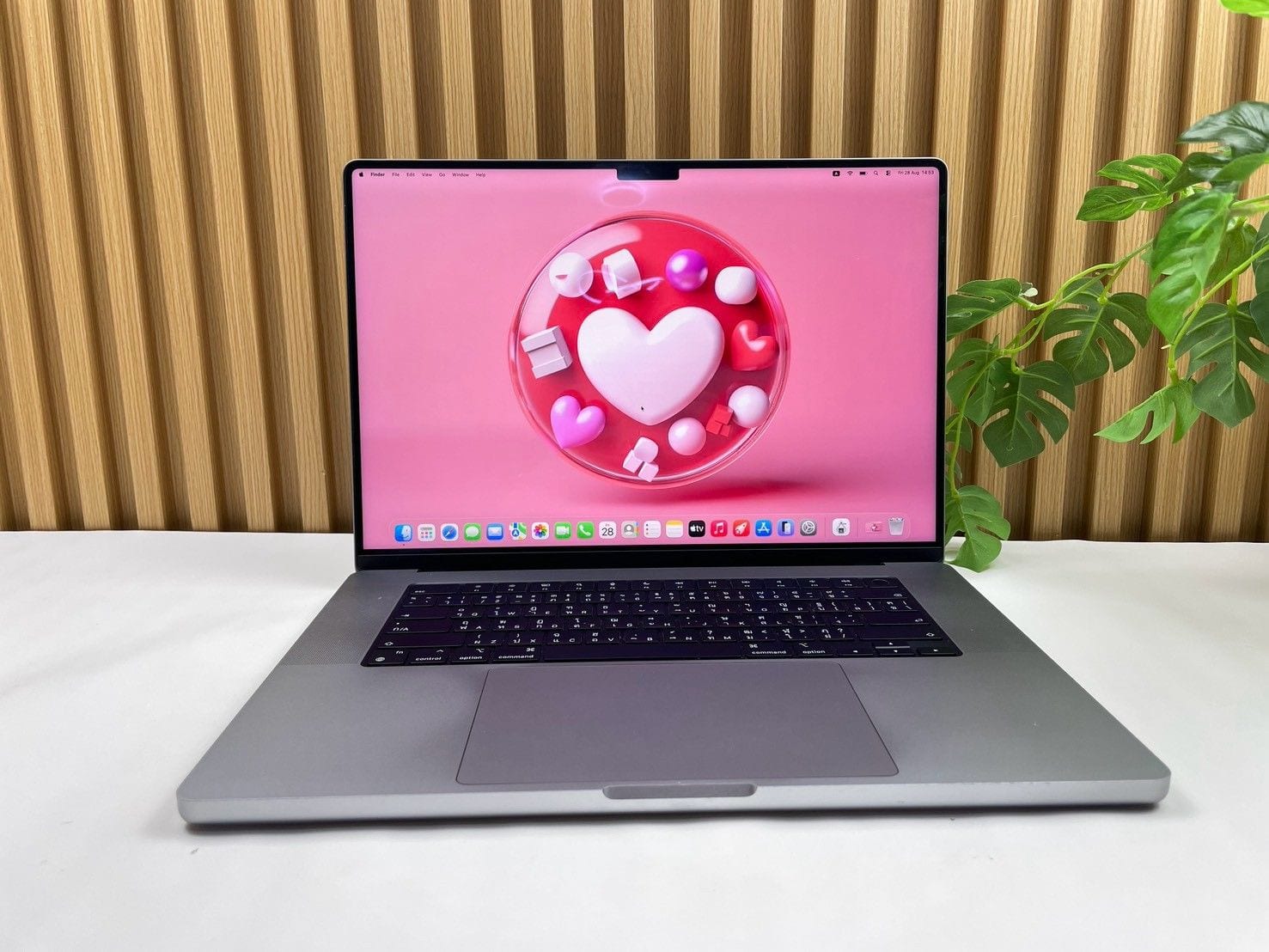 MacBook Pro 16-inch, 2021 (M1 Pro / M1 Max)