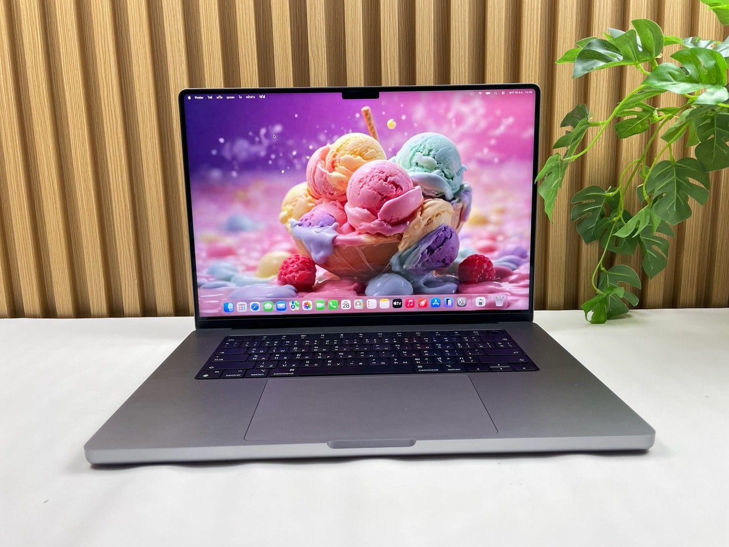MacBook Pro 16-inch, 2021 (M1 Pro / M1 Max)