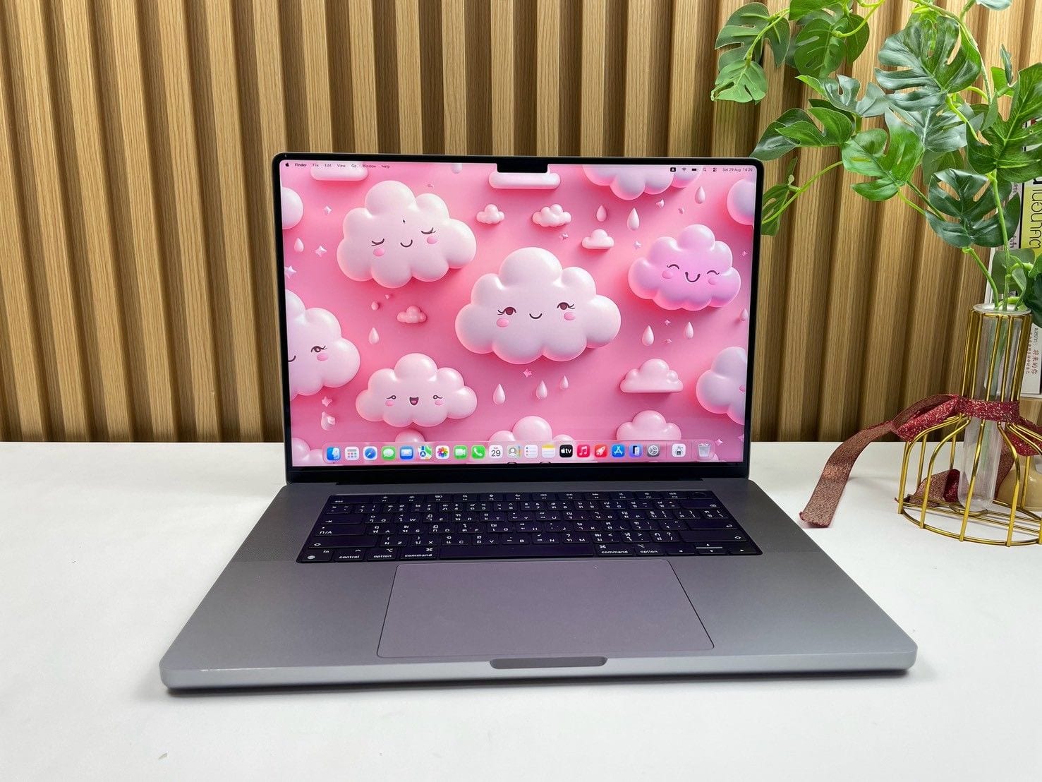 MacBook Pro 16-inch, 2021 (M1 Pro / M1 Max)