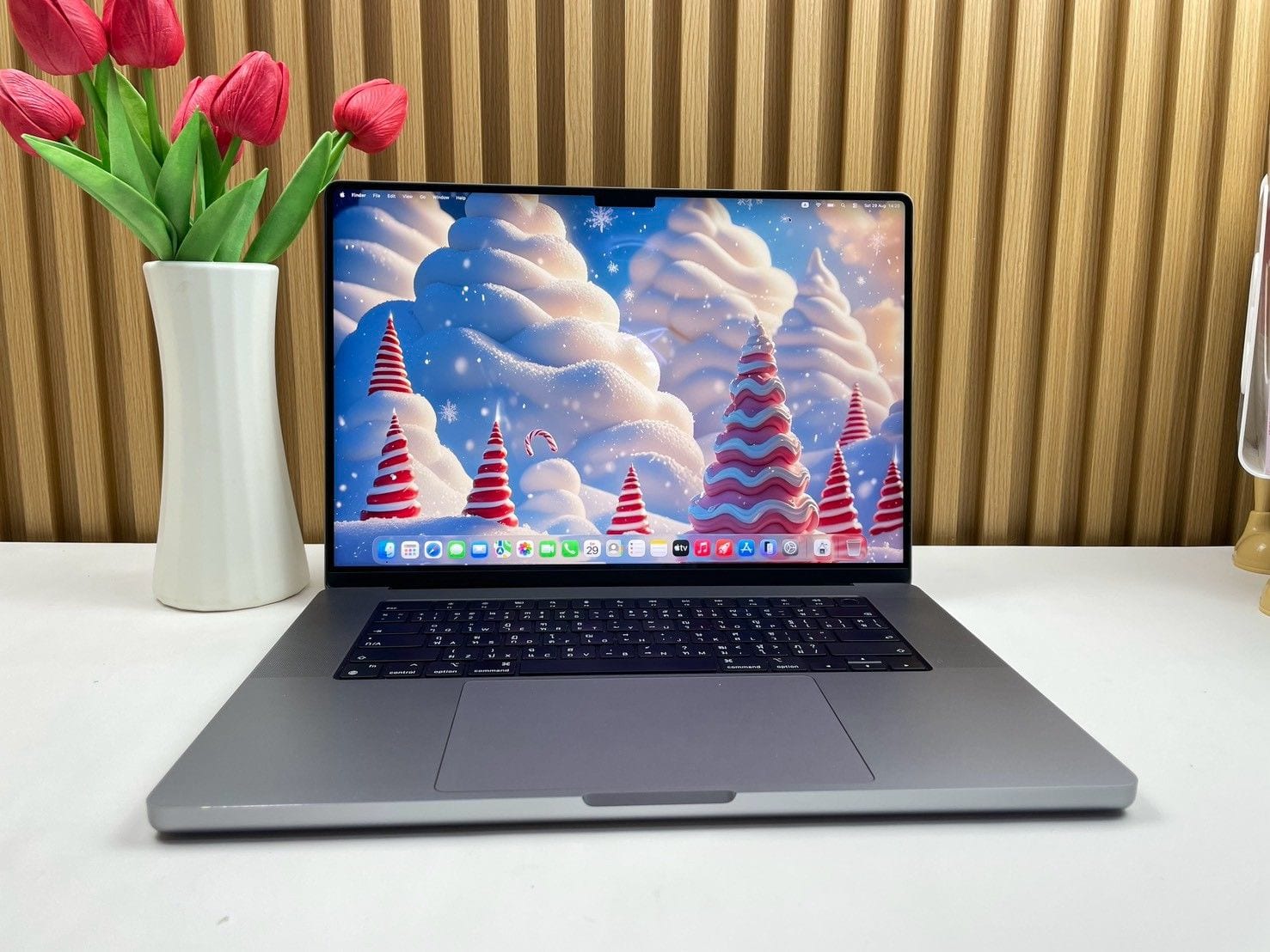 MacBook Pro 16-inch, 2021 (M1 Pro / M1 Max)