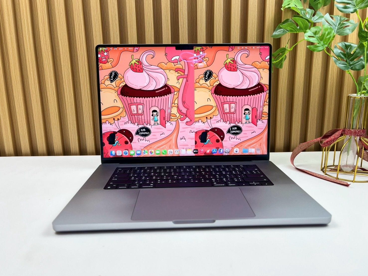 MacBook Pro 16-inch, 2021 (M1 Pro / M1 Max)