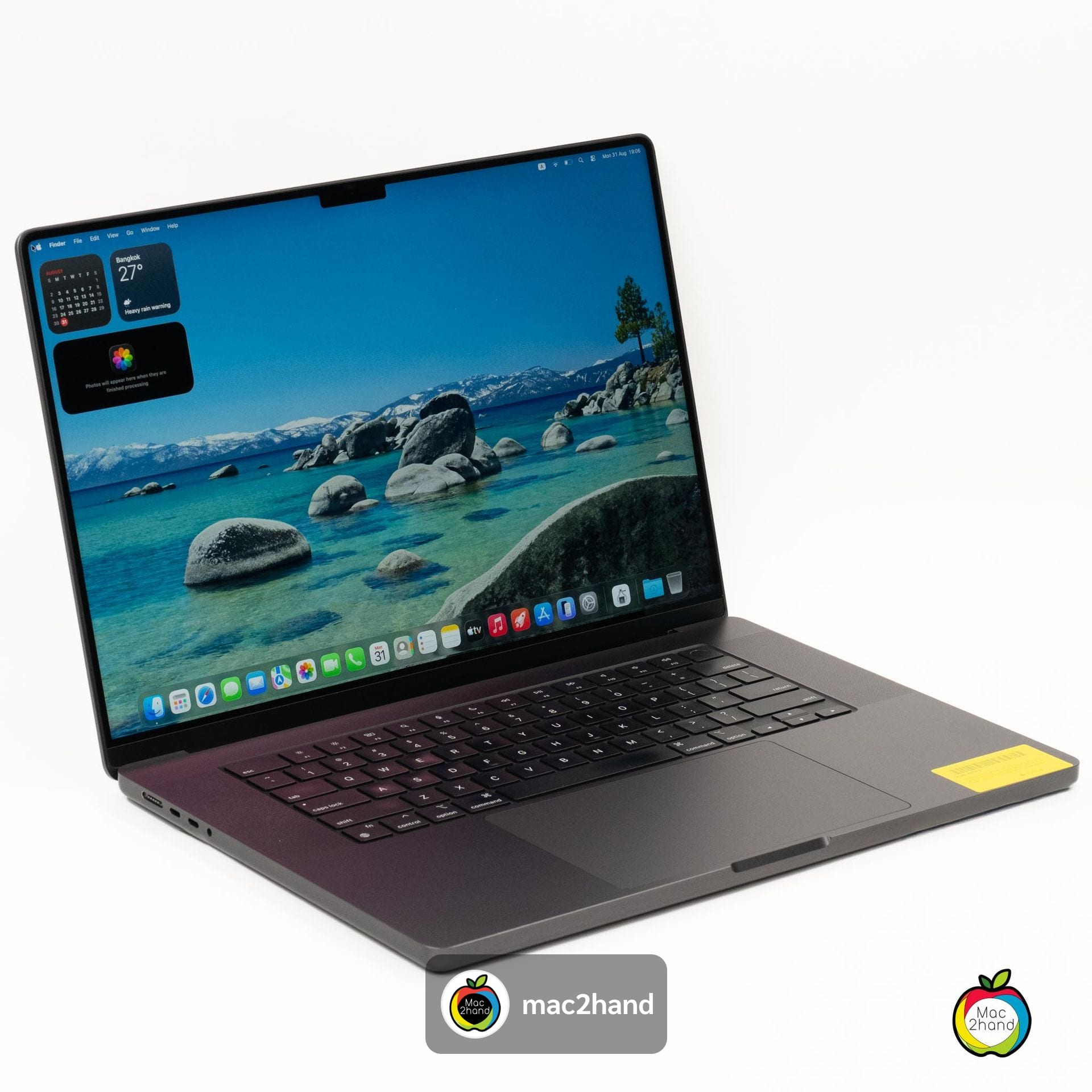 MacBook Pro 16-inch, Nov 2023 (M3 Pro / M3 Max)