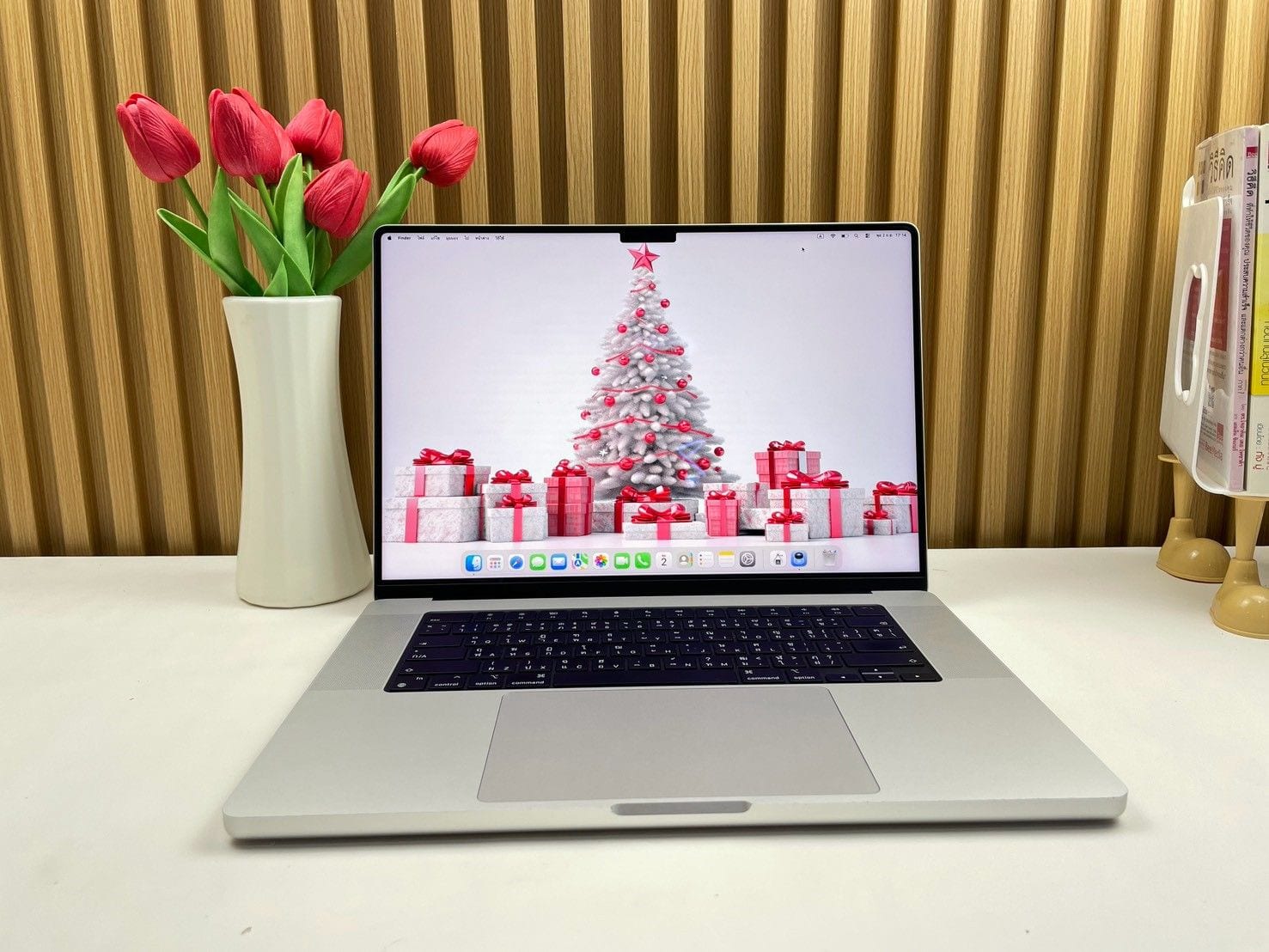 MacBook Pro 16-inch, Nov 2023 (M3 Pro / M3 Max)