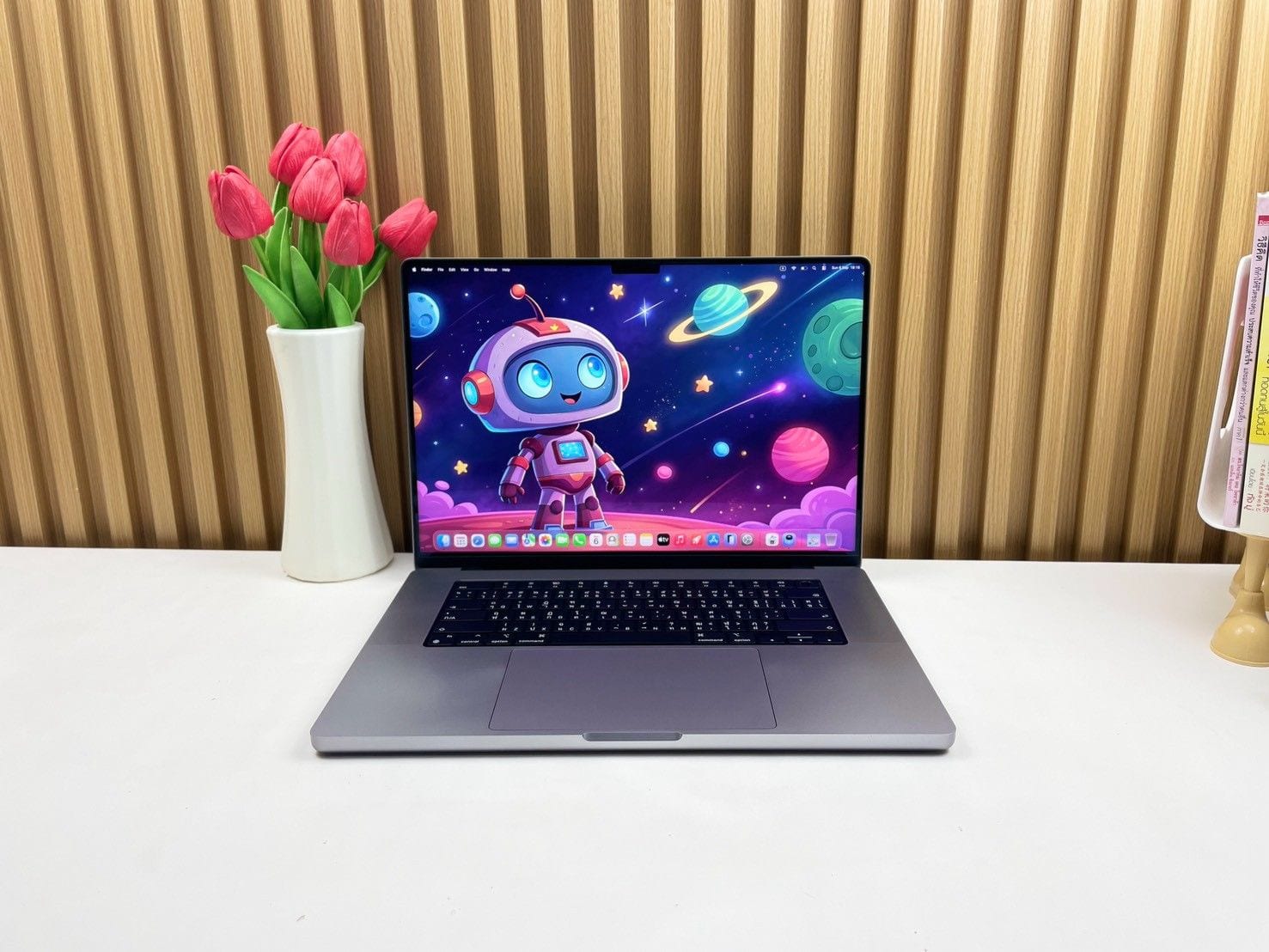 MacBook Pro 16-inch, 2021 (M1 Pro / M1 Max)