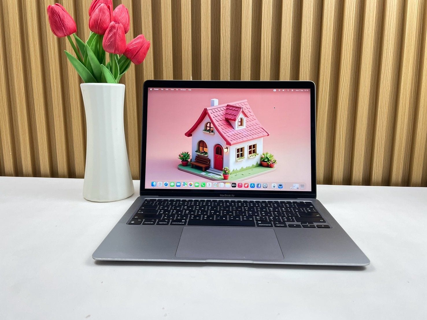 MacBook Air 13-inch, M1, 2020