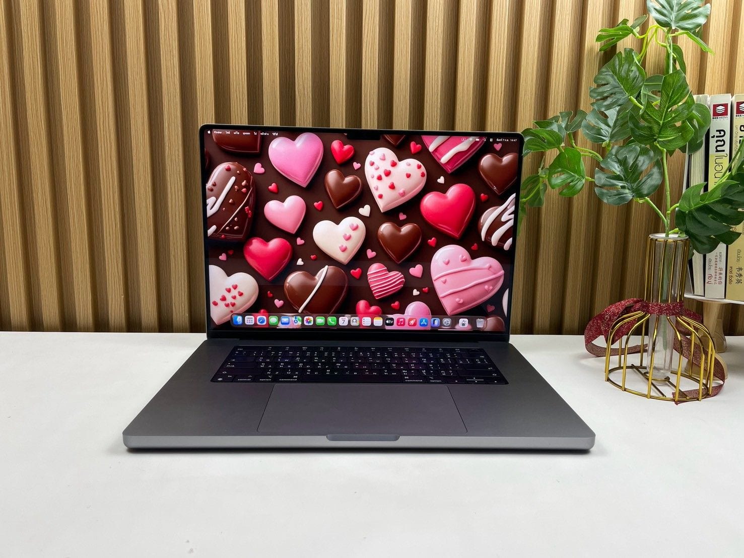 MacBook Pro 16-inch, 2021 (M1 Pro / M1 Max)