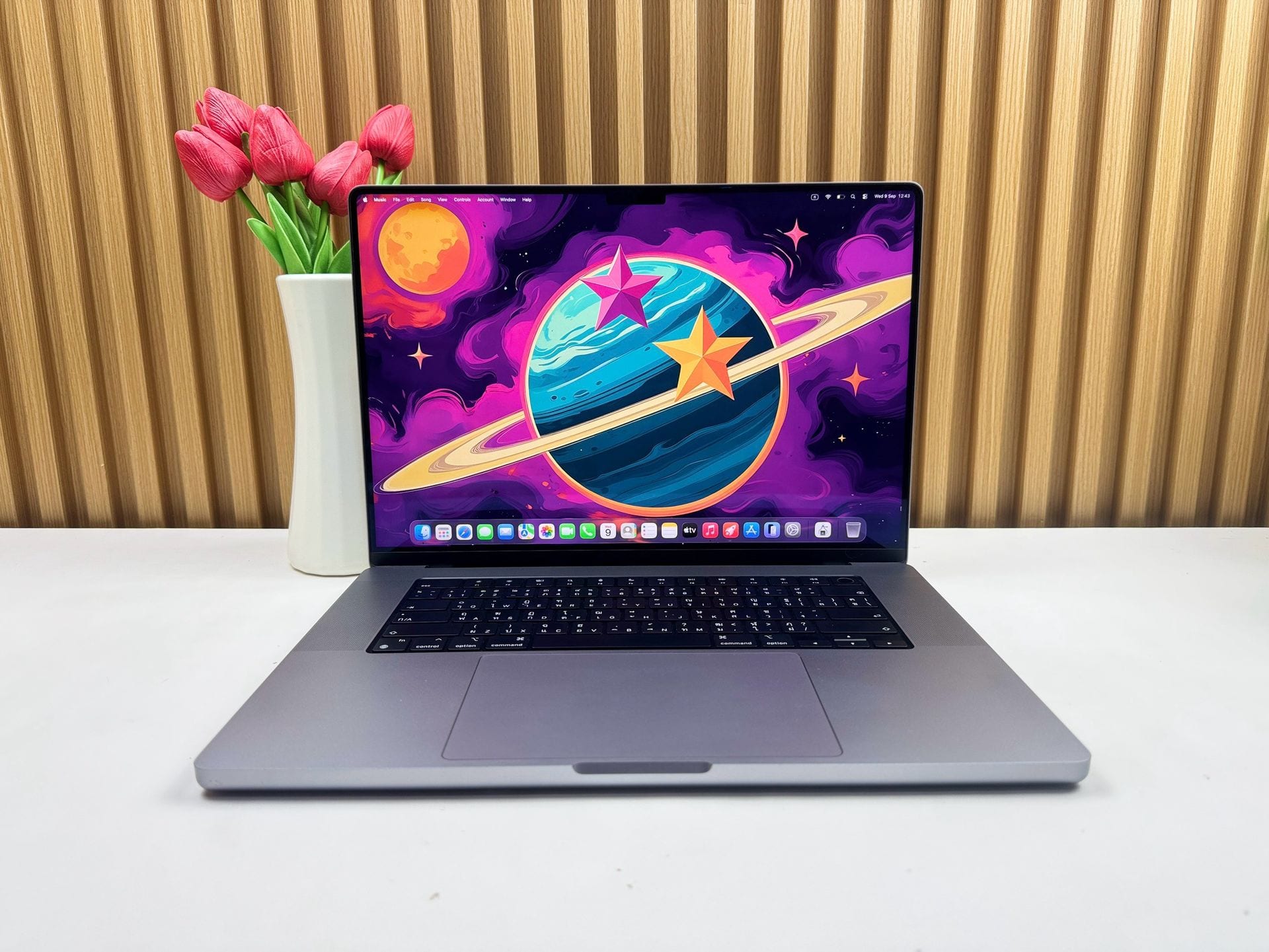 MacBook Pro 16-inch, 2021 (M1 Pro / M1 Max)