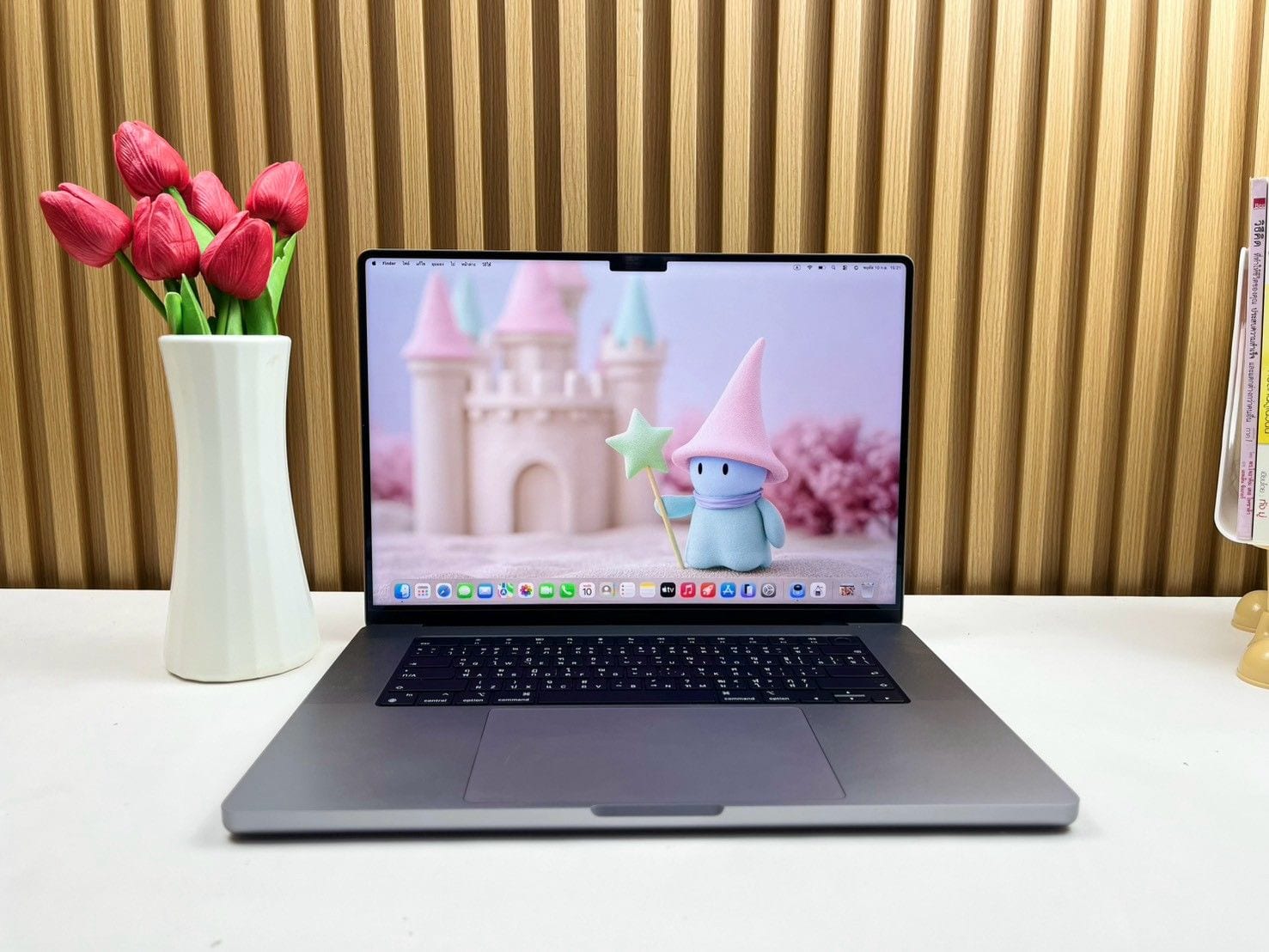 MacBook Pro 16-inch, 2021 (M1 Pro / M1 Max)