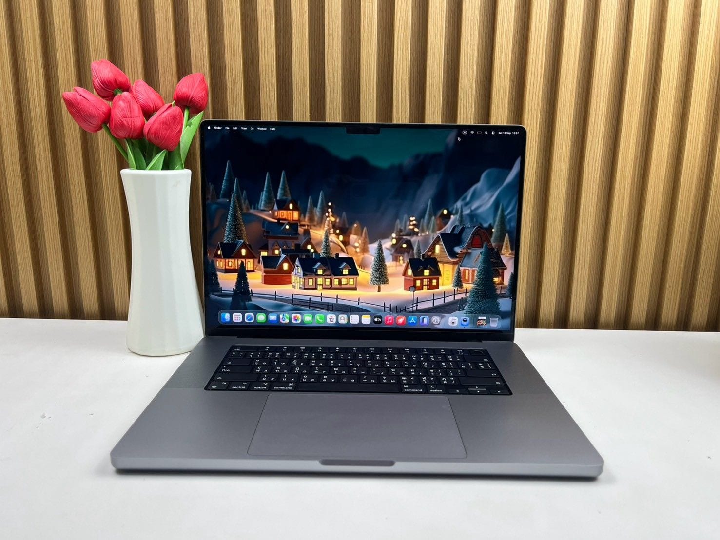 MacBook Pro 16-inch, 2021 (M1 Pro / M1 Max)