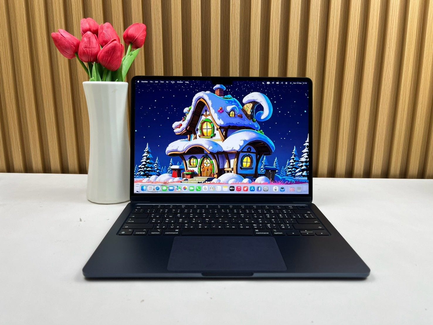 MacBook Air 13-inch, M2, 2022 MacBook Air 13-inch M2 2022 Ram16GB SSD256GB midnight