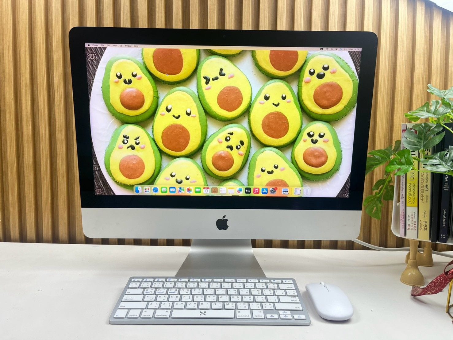 iMac 21.5-Inch (Retina 4K, 2019)