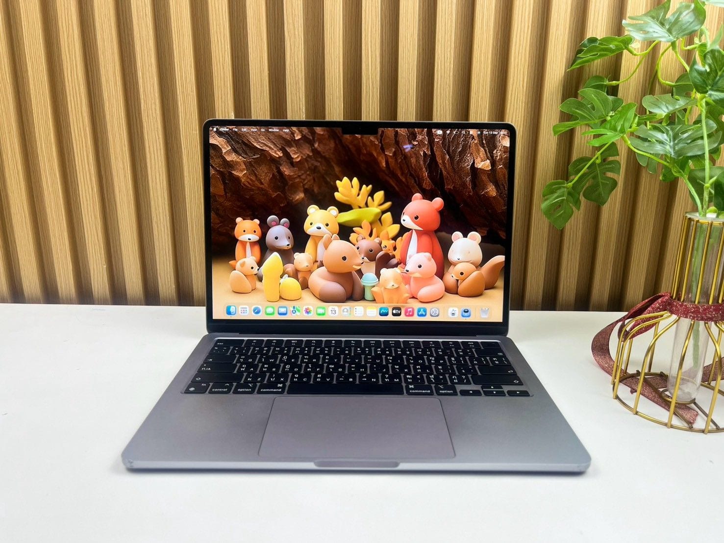 MacBook Air 13-inch, M2, 2022 MacBook Air 13-inch M2 2022 Ram8GB SSD512GB Space gray