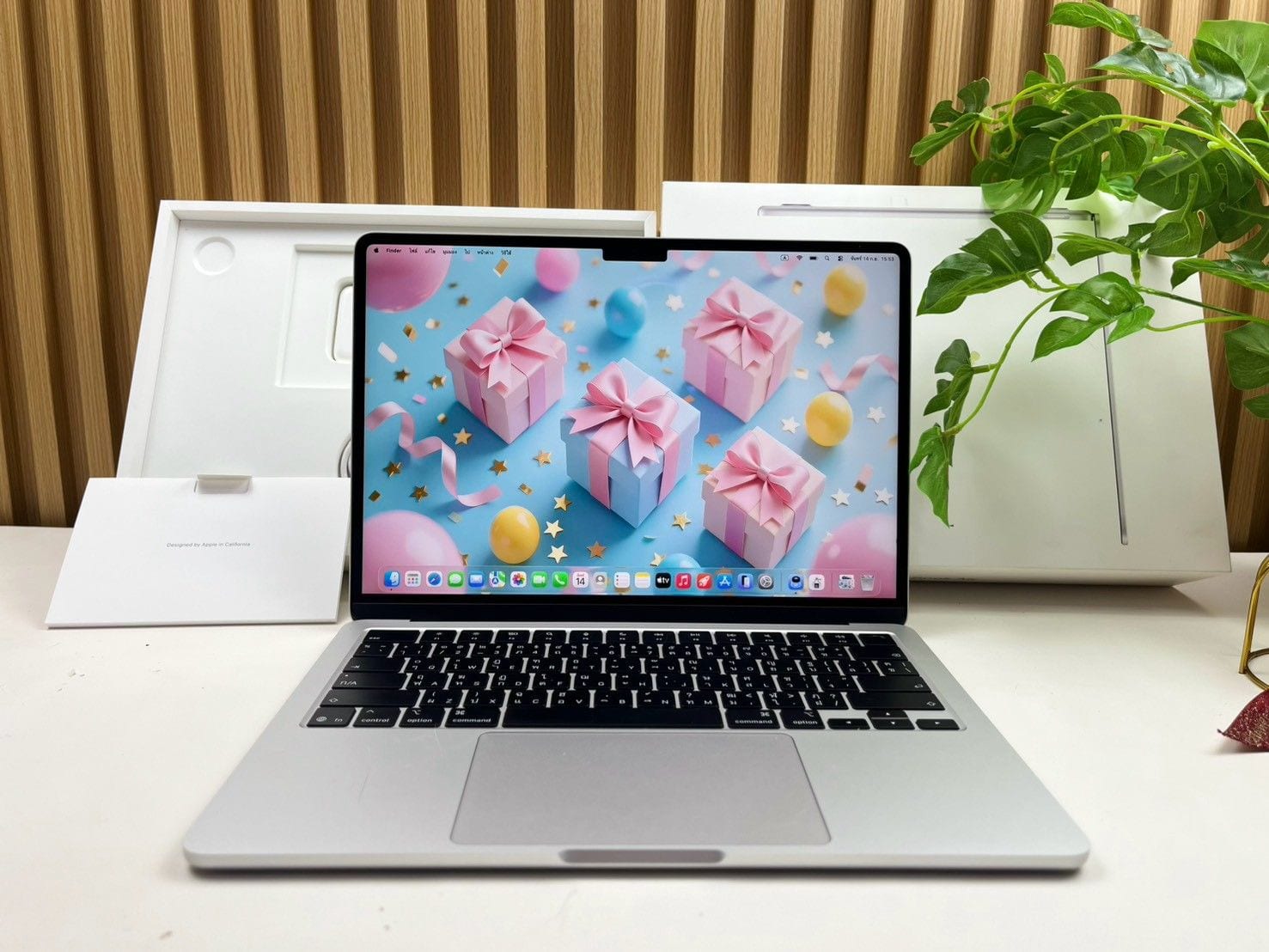 MacBook Air 13-inch, M4, 2025