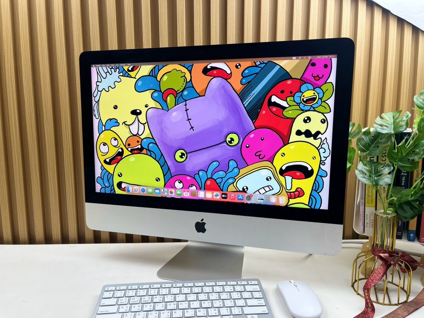 iMac 21.5-Inch (Retina 4K, 2019)
